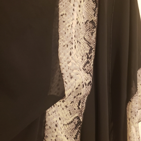 Duster - Picture 2 of 3